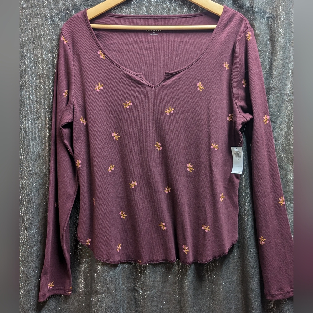 XL Old Navy NWT Floral Top